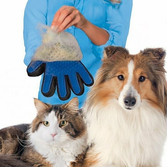 Deshedding Pet Glove - Picture 1 of 3